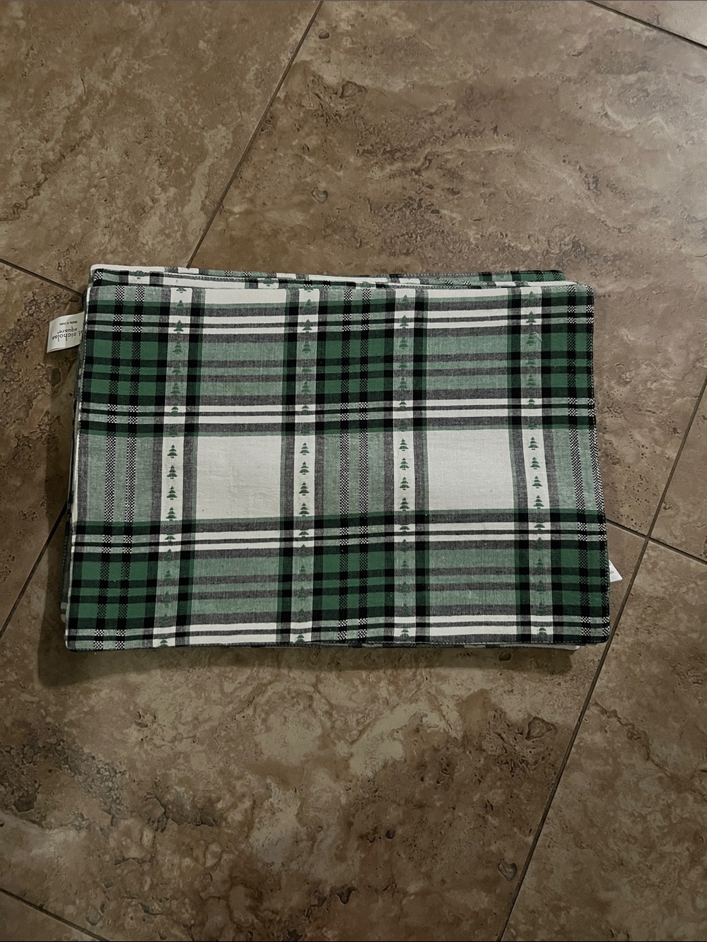 St. Nicholas Square Green and White Plaid Placemats, set of 6